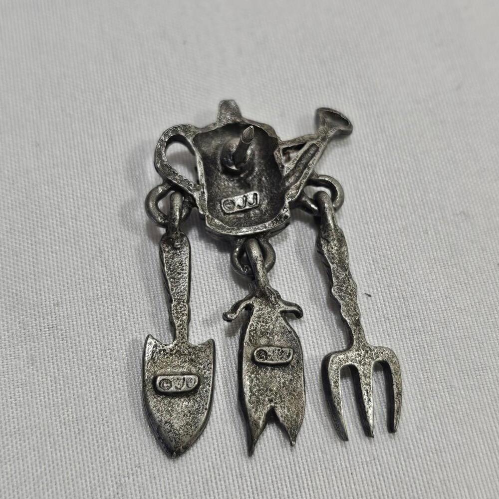 Vintage Signed JJ Jonette Watering Can & Dangle Garden Tools Brooch/ Pin - Picture 4 of 5